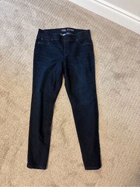 Amazon Women's Black Skinny Jeans - Pull-On Stretch